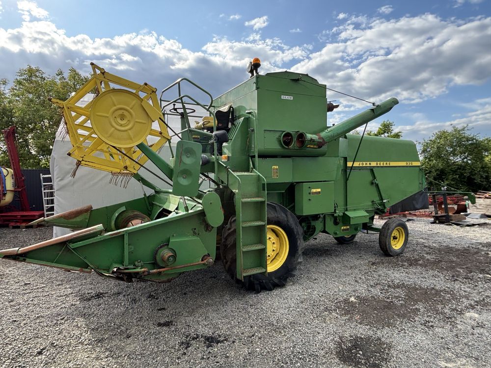 Зерно збиральний комбайн John deere 935