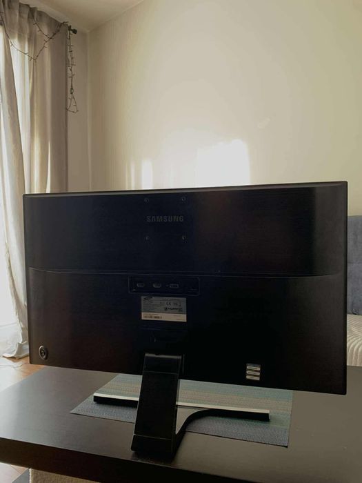 Monitor samsung 28 cali 4k