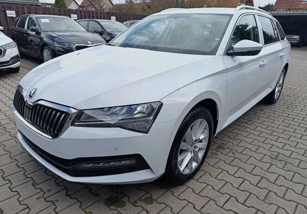 Разборка Skoda Superb Бампер капот фары крыло двери подвеска