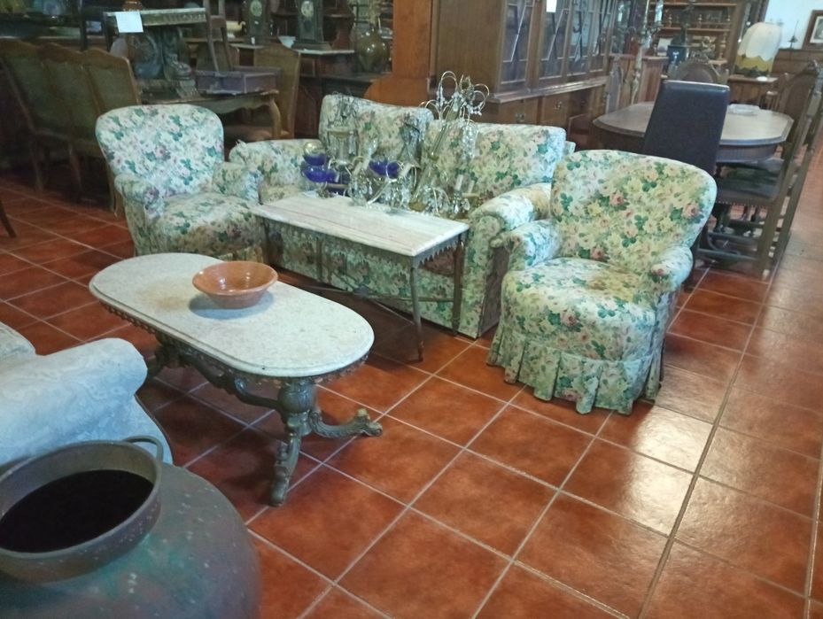 Recheio de loja de antiguidades