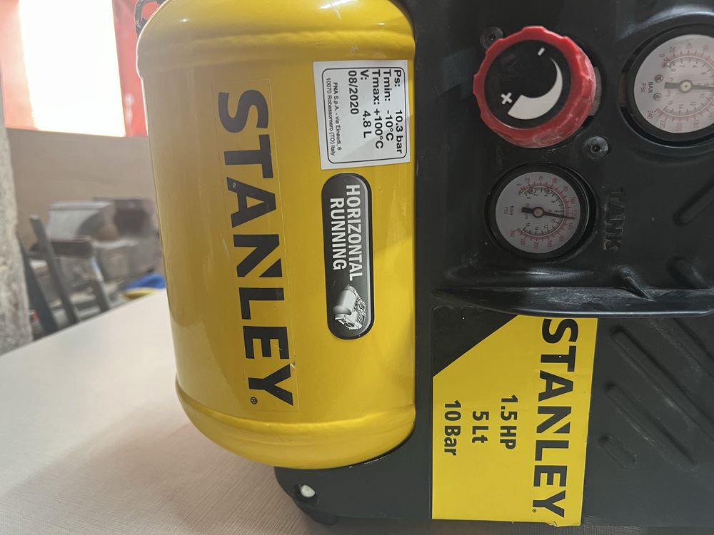 Compressor portátil 5 litros Stanley