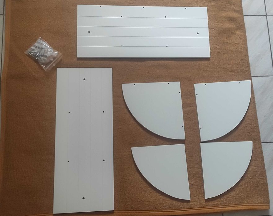 Biała szafka/półka łazienkowa narożna