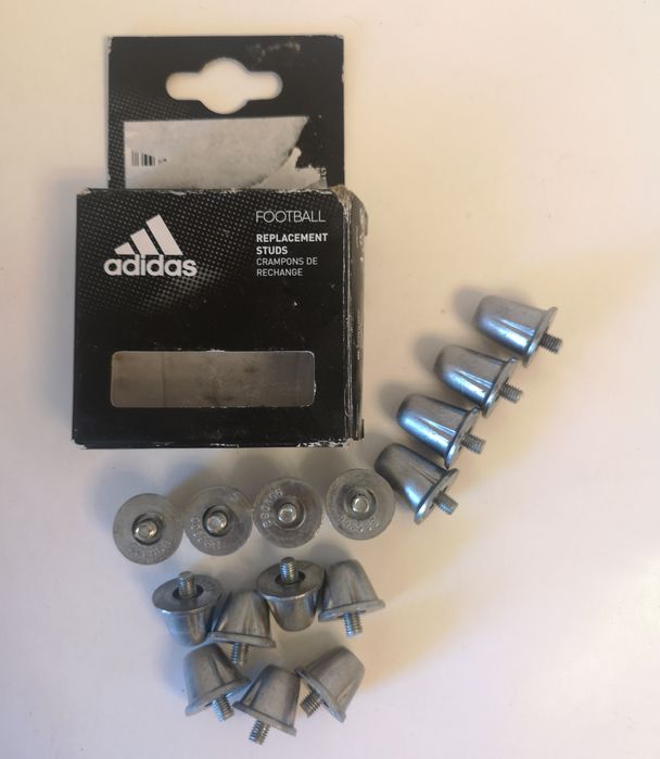 Шипи для бутсів Adidas