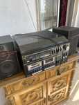 Aparelhagem Sanyo e colunas Sony