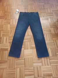 Spodnie Jeans Armani 36.