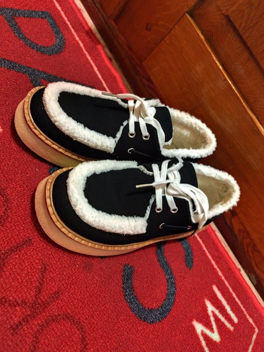 Продам зимние лоферы