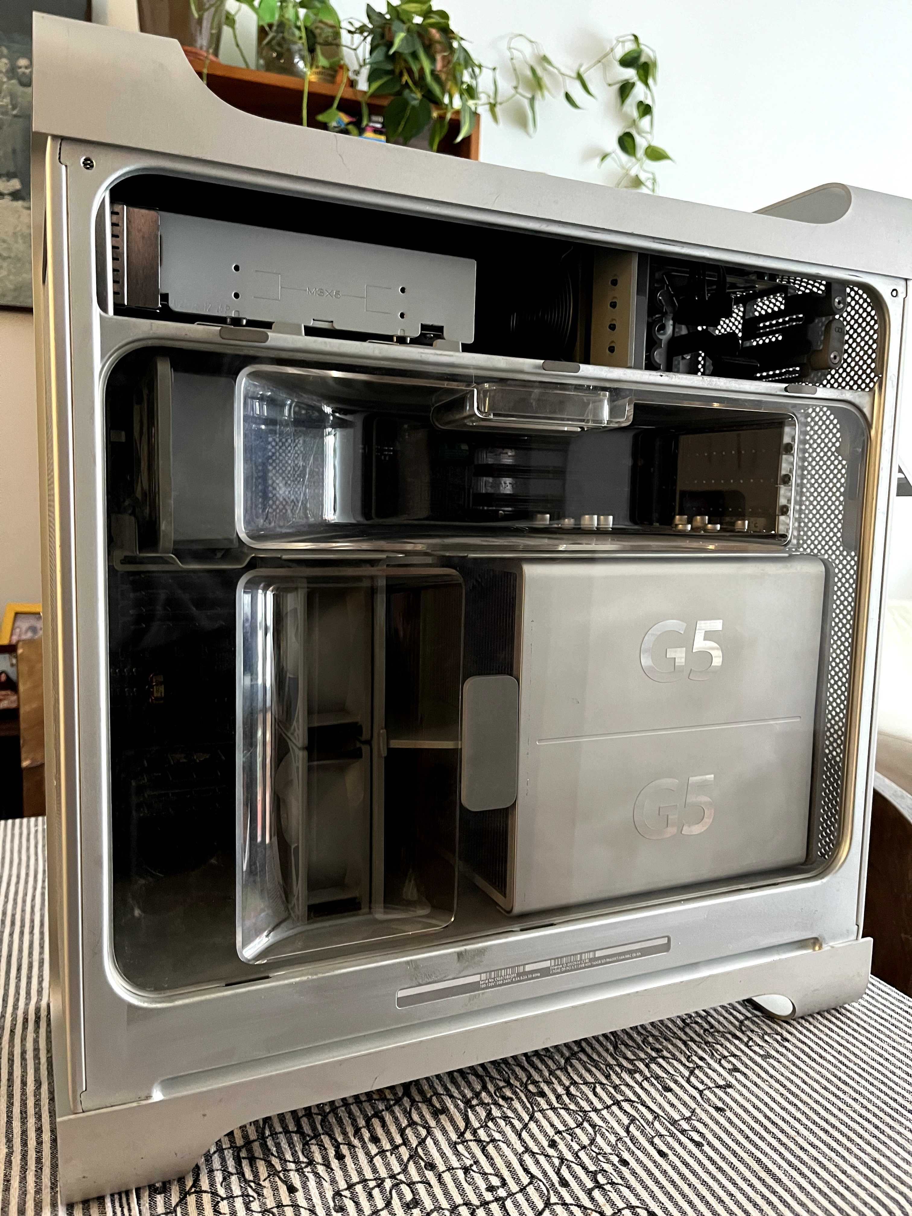 Apple Power Mac G5 - 2.0 DP (PCI-X) - 8GB RAM - A funcionar