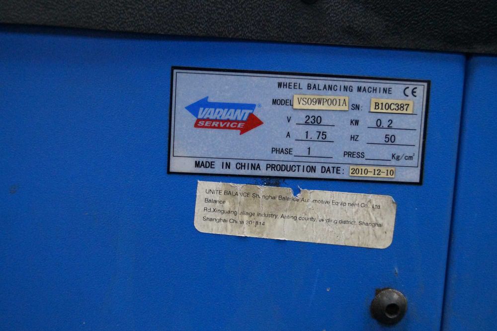 Wyważarka do kół samochodowych Variant  Service