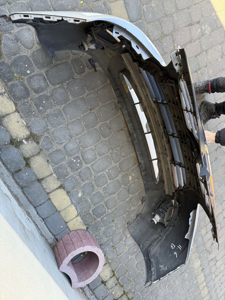 Zderzak przod, przedni Hyundai IX35 kompletny, xenon