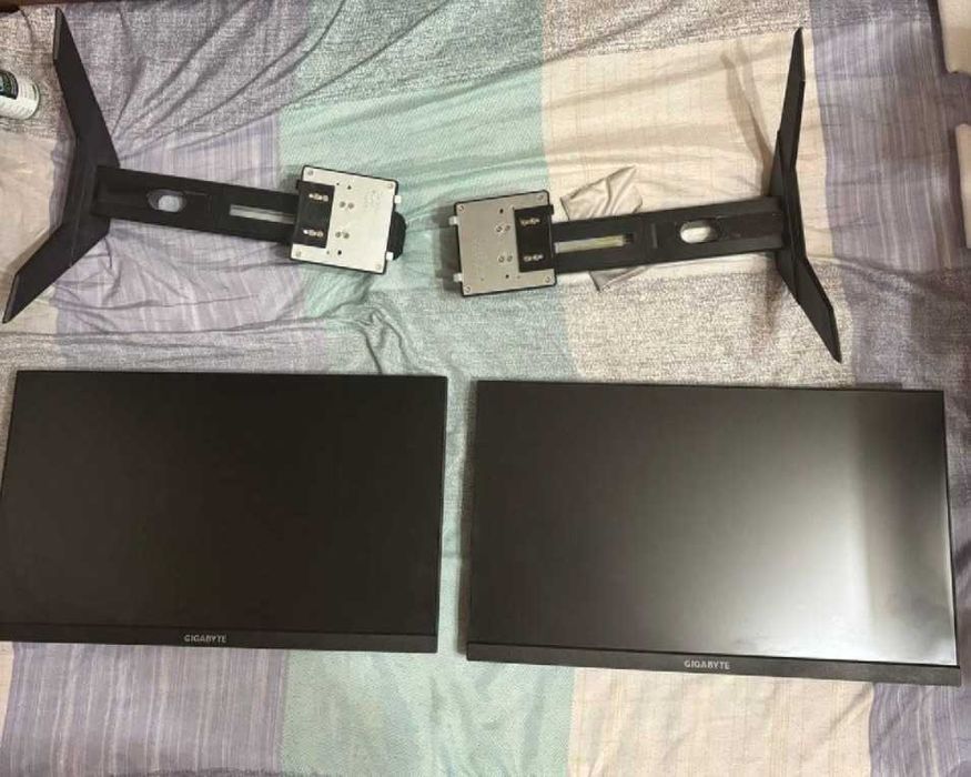 Продам 2 монитора gigabyte g24F первый версий