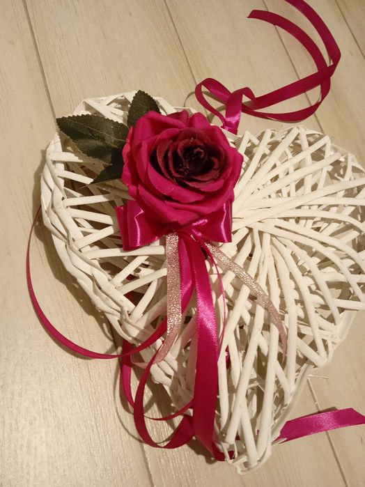 Wiklinowe serca ozdobne