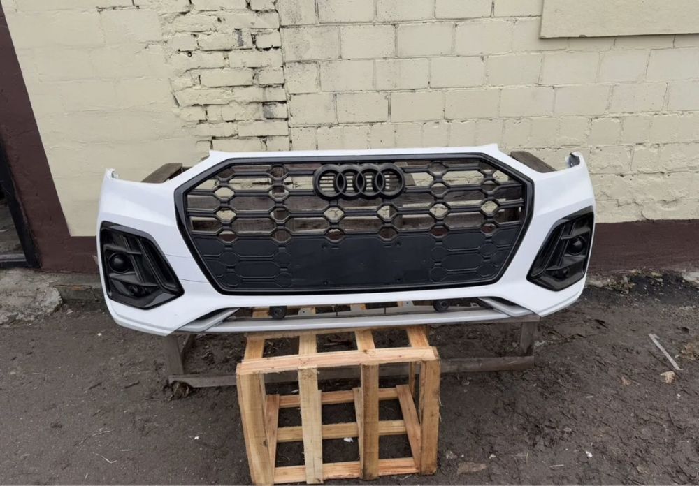 Передній передний бампер Audi Q5 fy s line