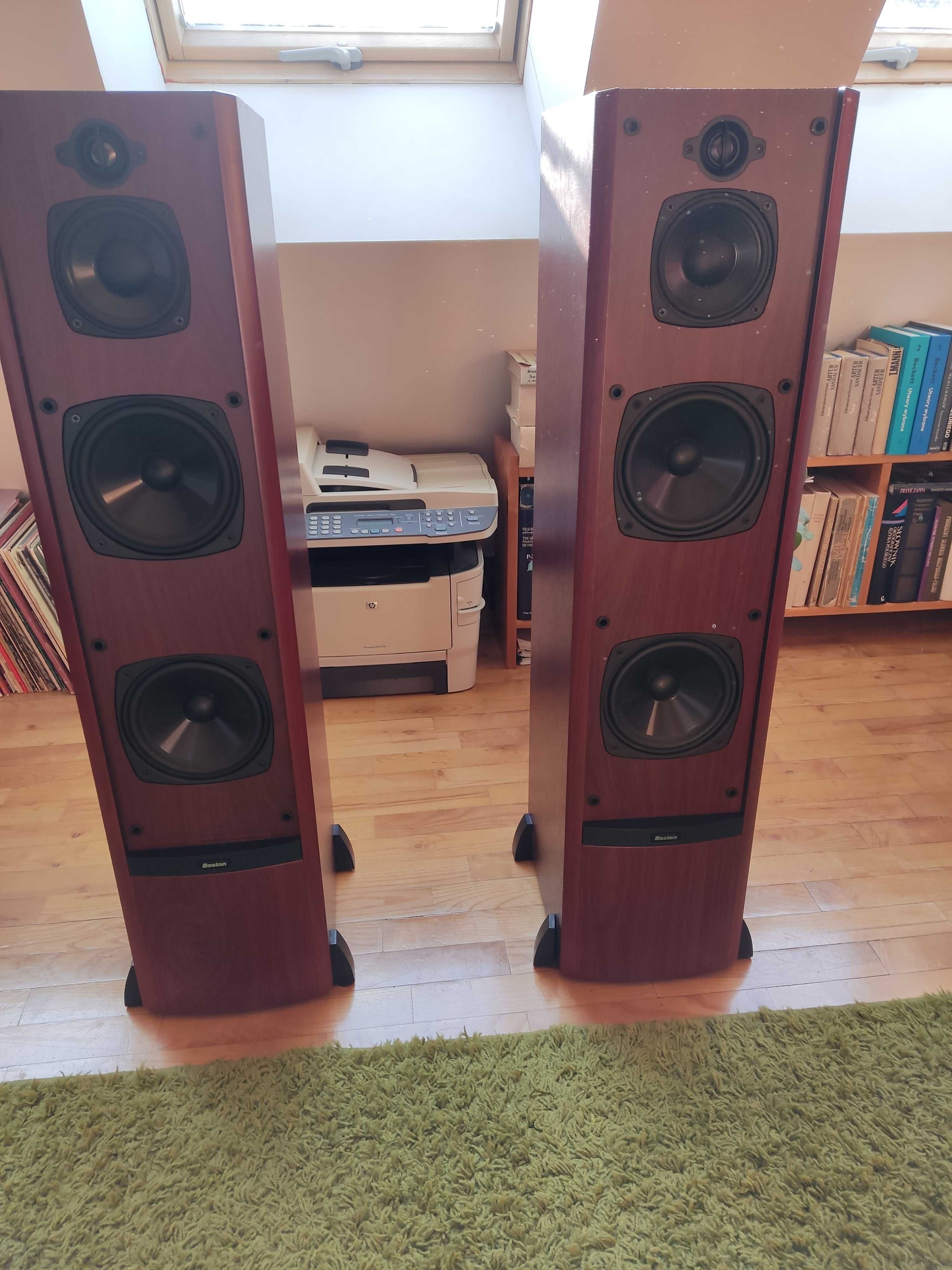 Oryginalne kolumny Boston Acoustics VR2