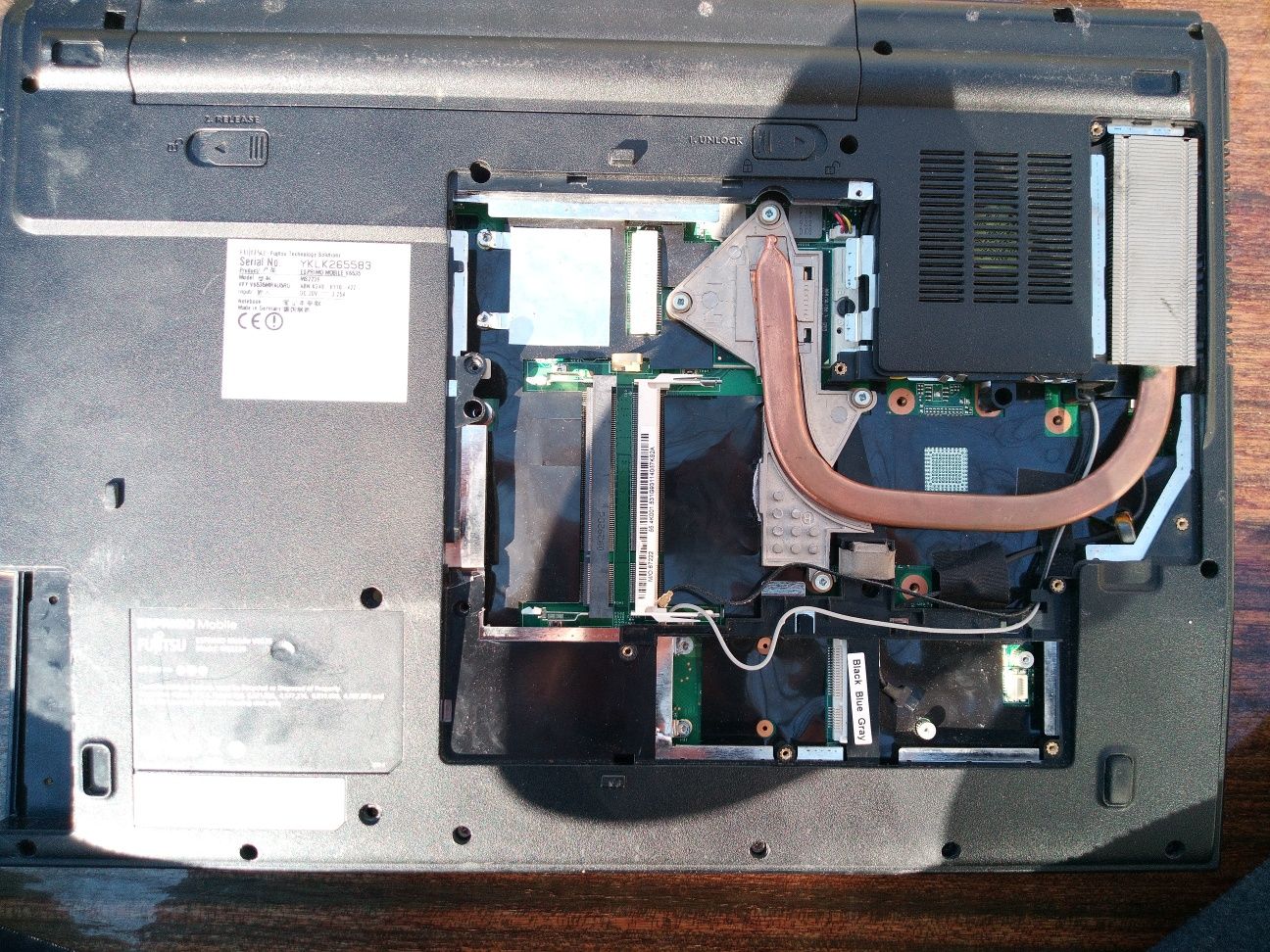 Ноутбук Fujitsu ms2239