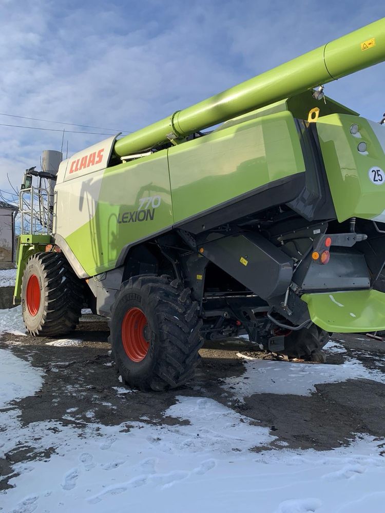 Продам claas lexion 770 2015г