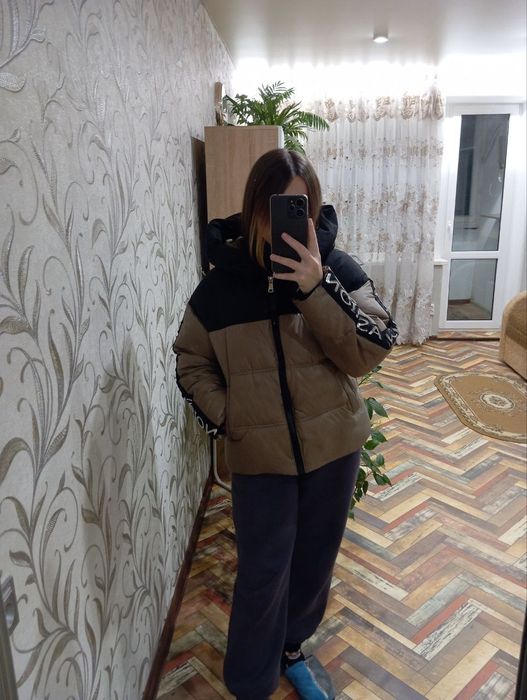 Продам зимнюю куртку