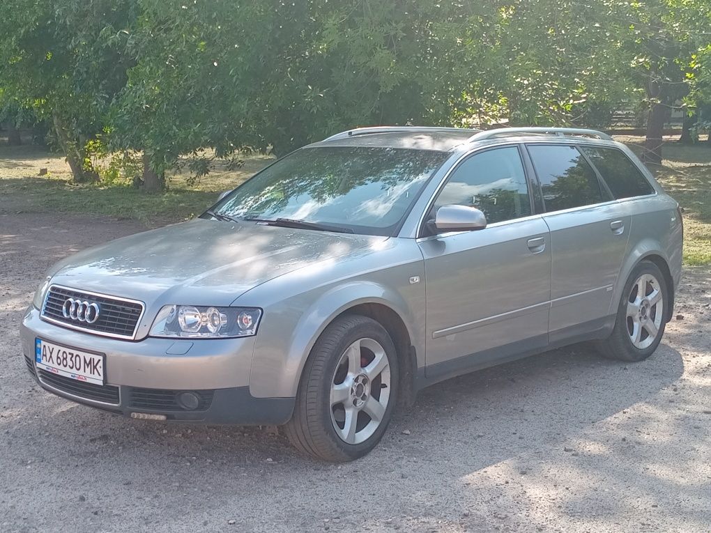 Продам Ауди А4 в отличном состоянии quattro