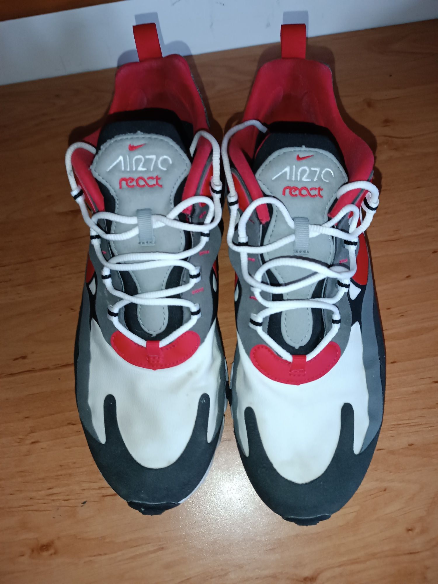 Nike air react 270 Roz.44