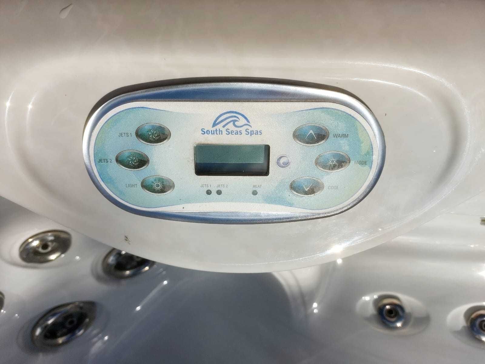 Jacuzzi Artesian Spas 850L Deluxe USA | 6 os. | LED | Po serwisie