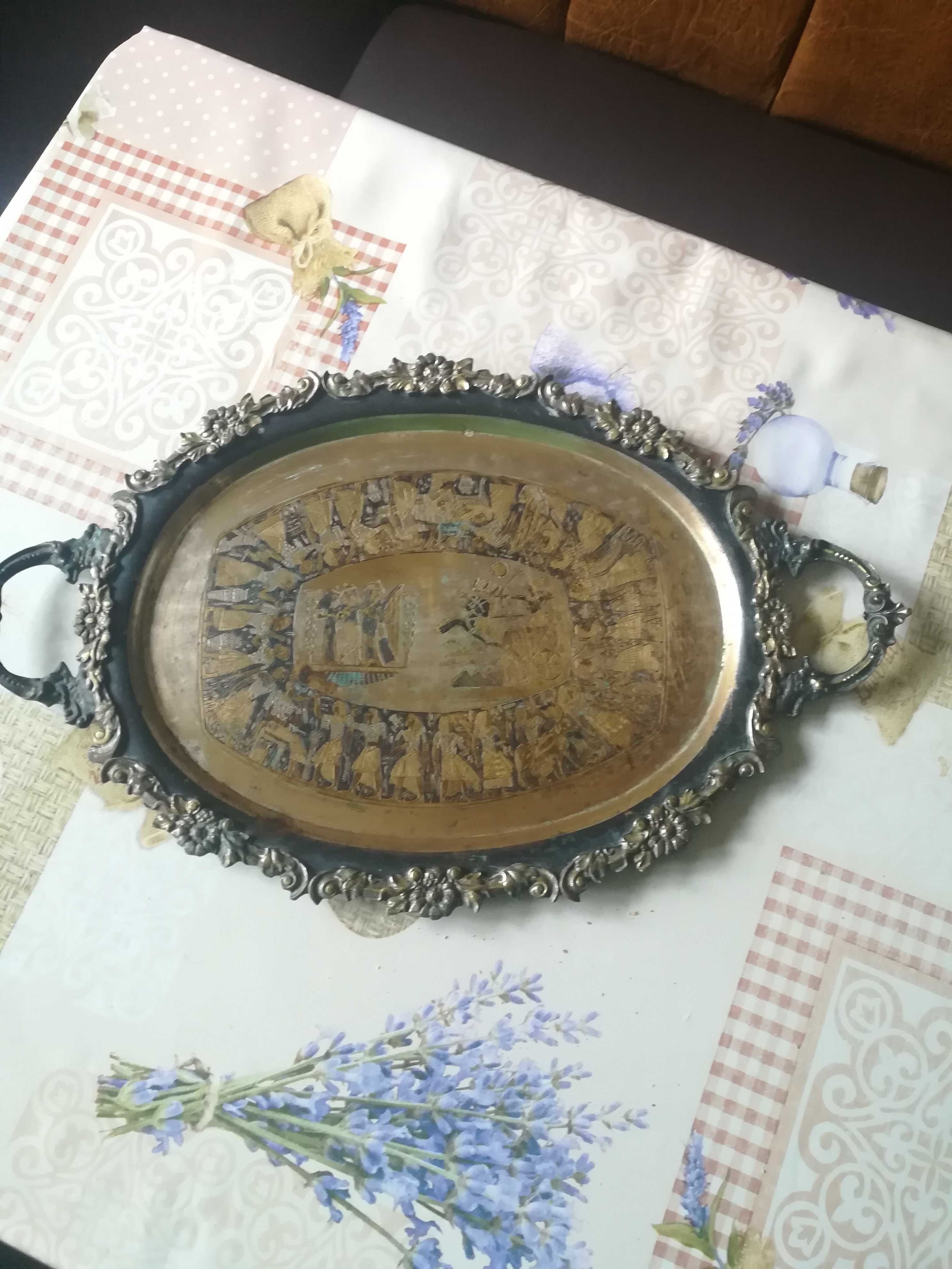 Продаю винтажный, сервировочный поднос