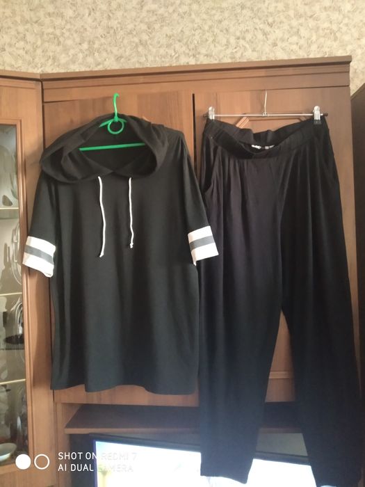 Куртка демисезонная и спортивный летний костюм 48-50 размер