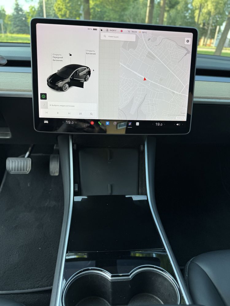 Tesla model 3 Dual motor