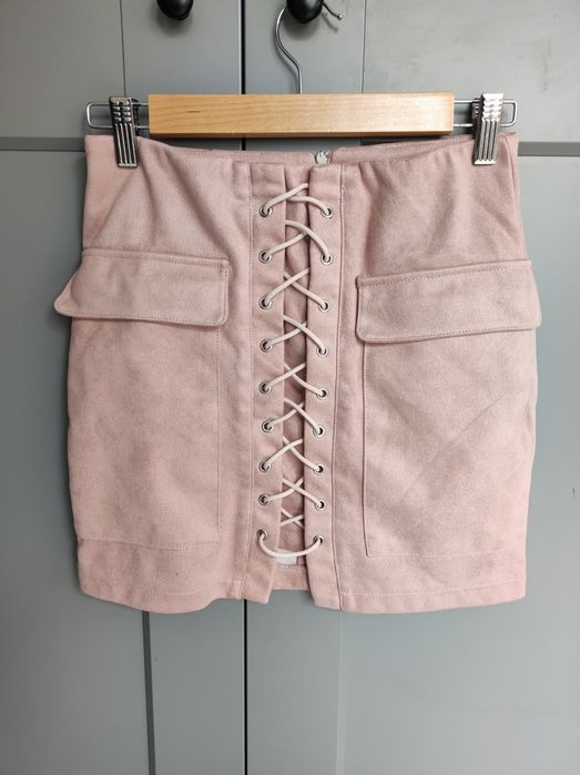 Zamszowa różowa spódnica mini