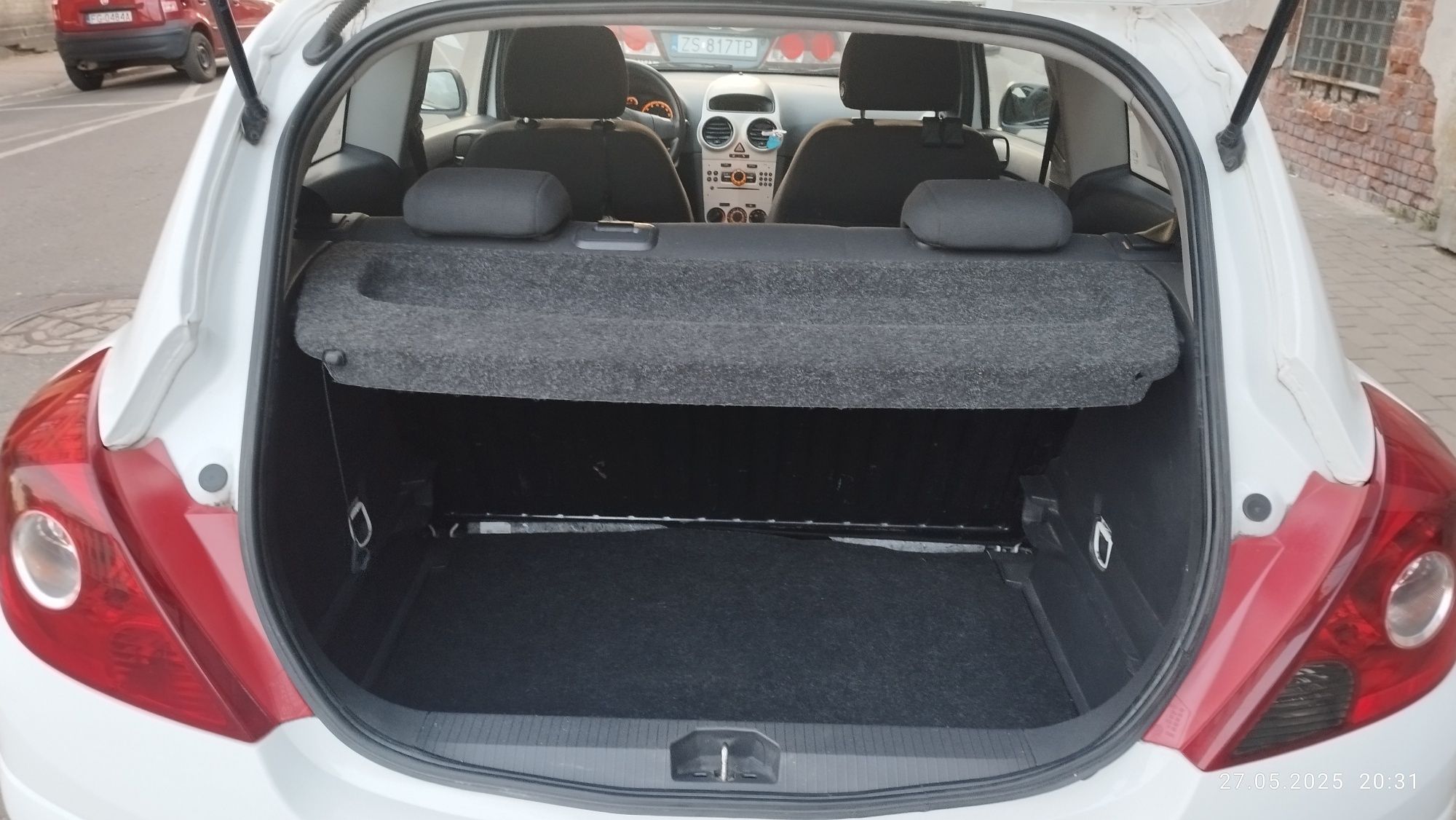 Opel corsa D 1,0 .2008 r. Nowa cena.