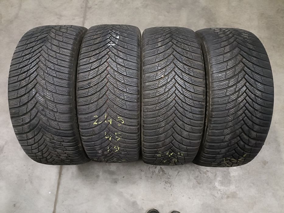 22r, Opony zimowe Firestone WinterHawk 4 245/45R19 102V