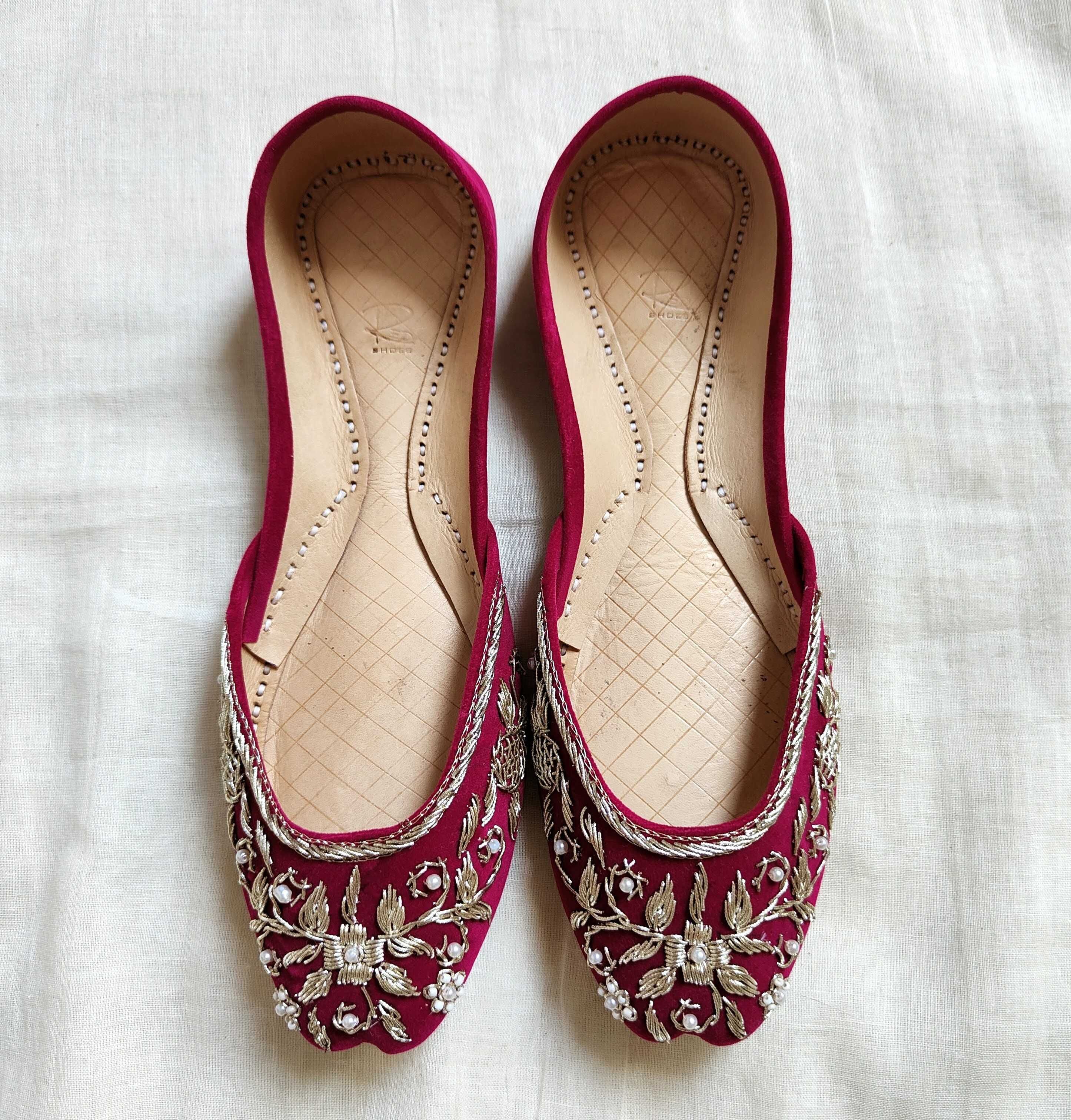Indyjskie buty baleriny khussa 37 38 zdobione orient boho księżniczka