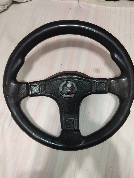 Кермо автомобіля.