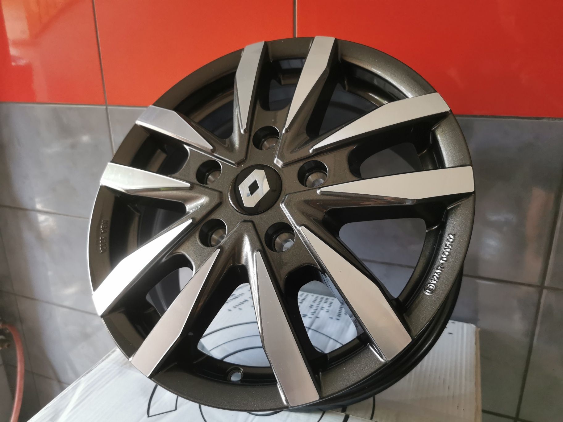 Nowe! FELGI 16" 5x130 Renault Master Peugeot Mercedes Citroen Nissan