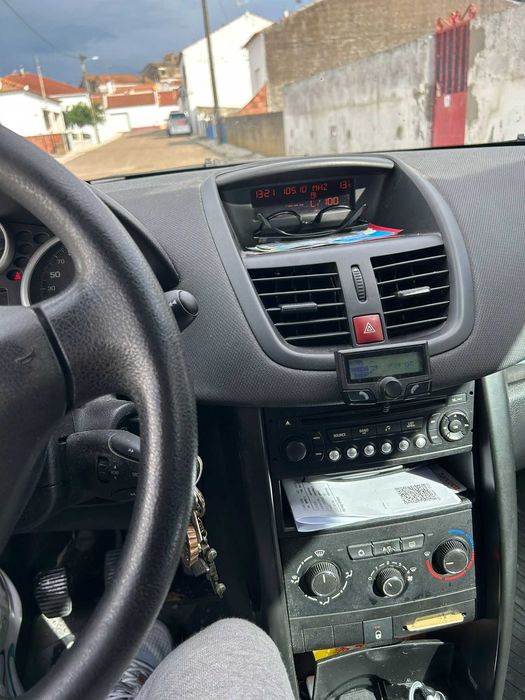 Peugeot 207 1.4 HDi (2010) - Comercial