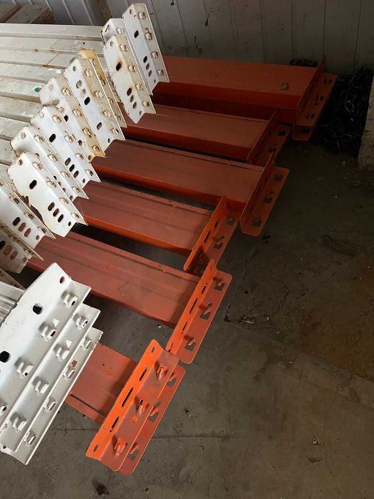 Стелажі палетні бу Київ. Металеві стелажі, стелаж на склад, гараж