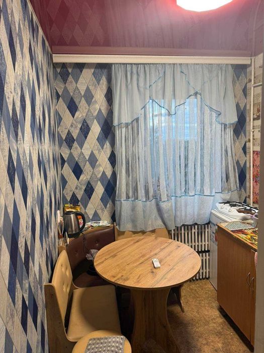 Продам квартиру  однокімнатну