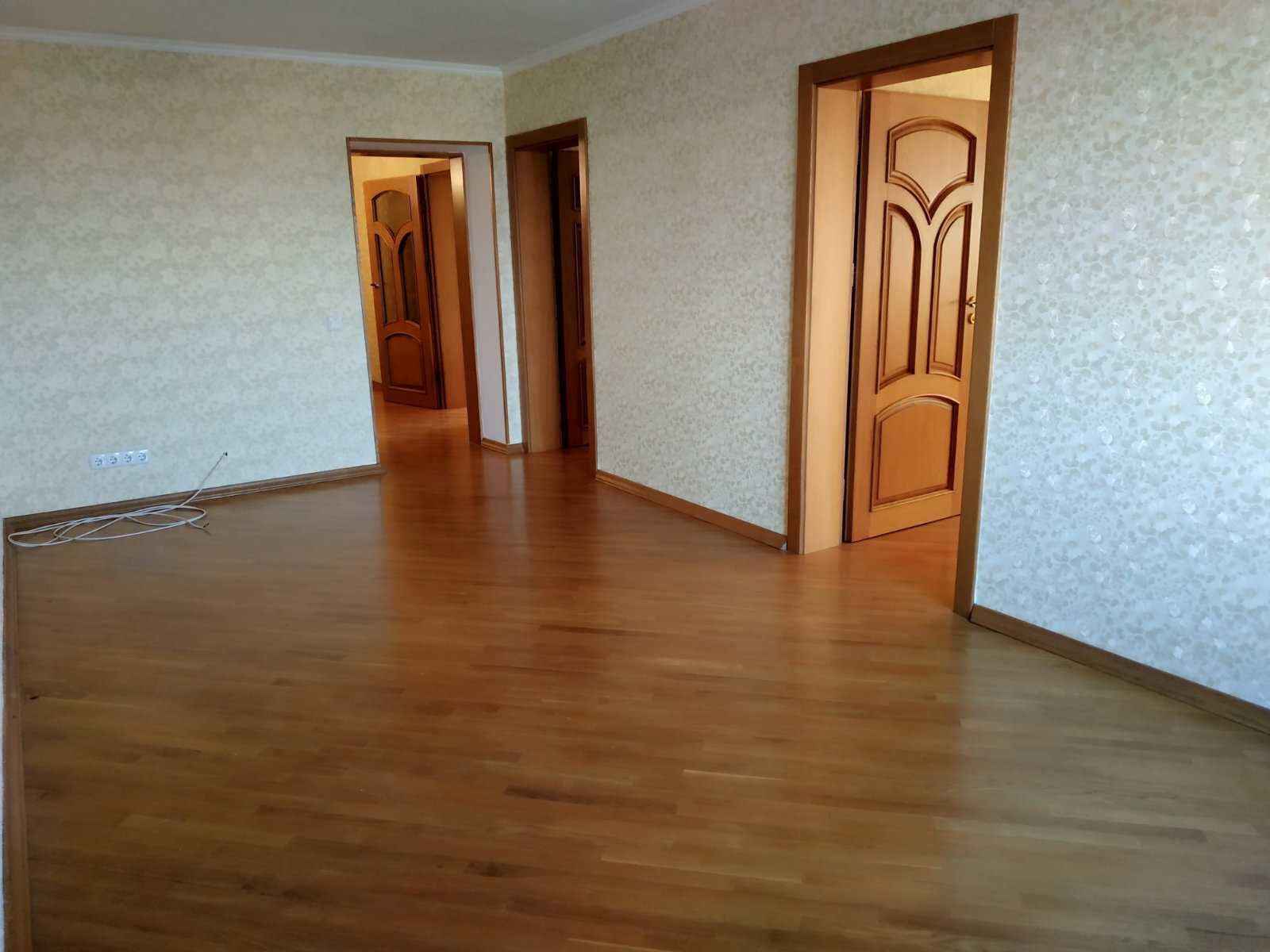 Продам 3-кімн.квартиру з ремонтом на Солом'янці. вул. Липківського (