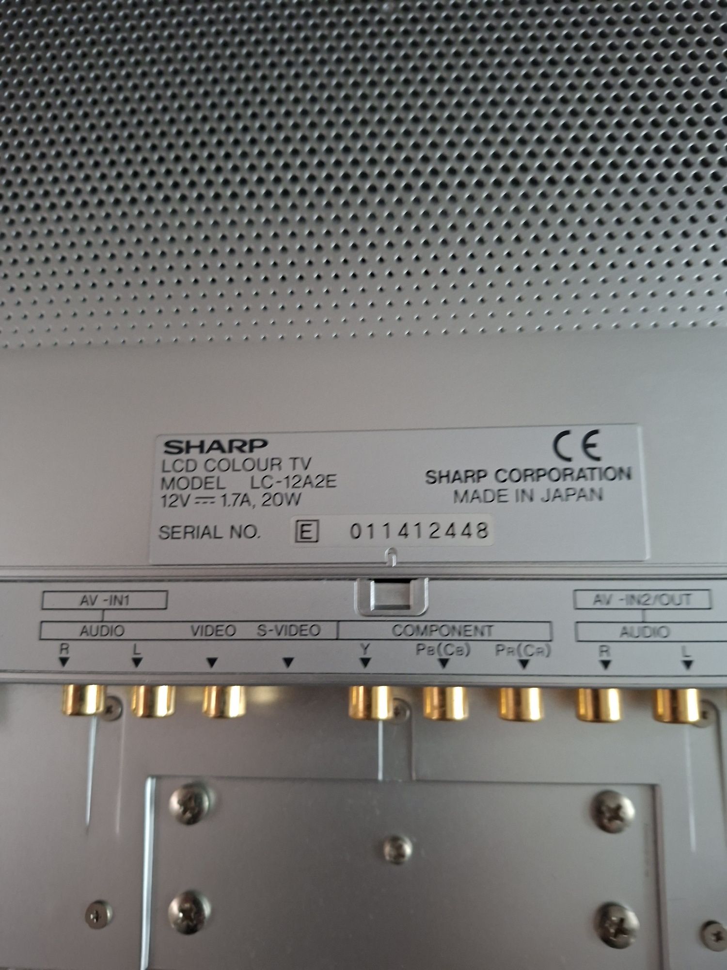 Telewizor SHARP.