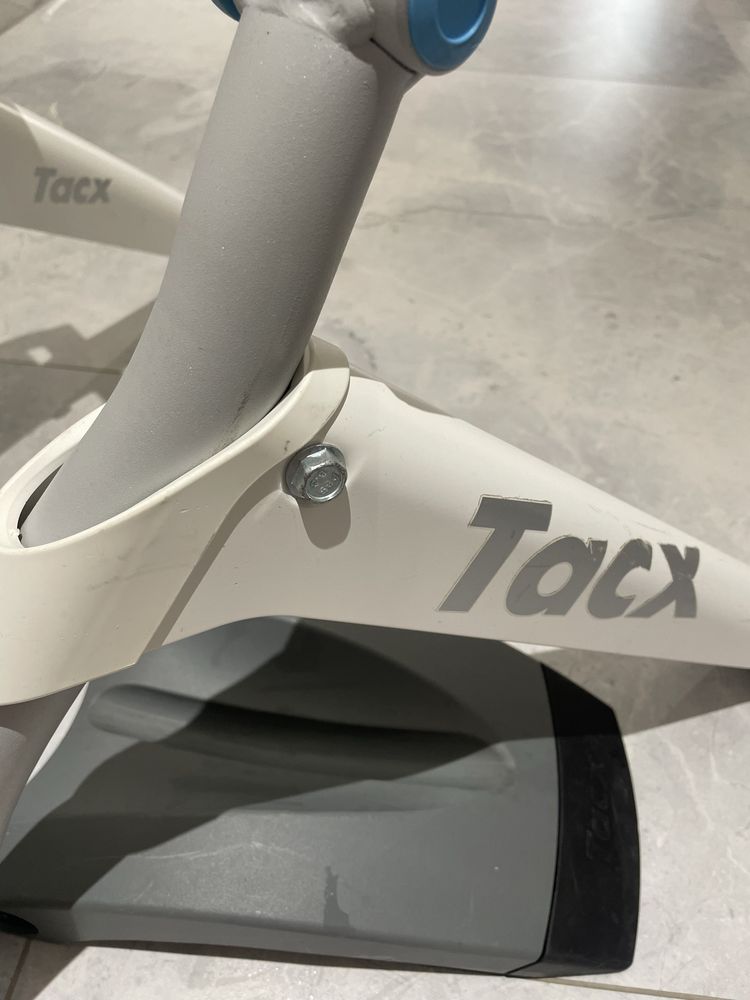 Trenażer tacx vortex smart