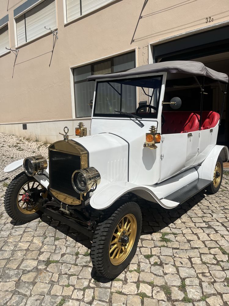 Tuk tuk calhambeque