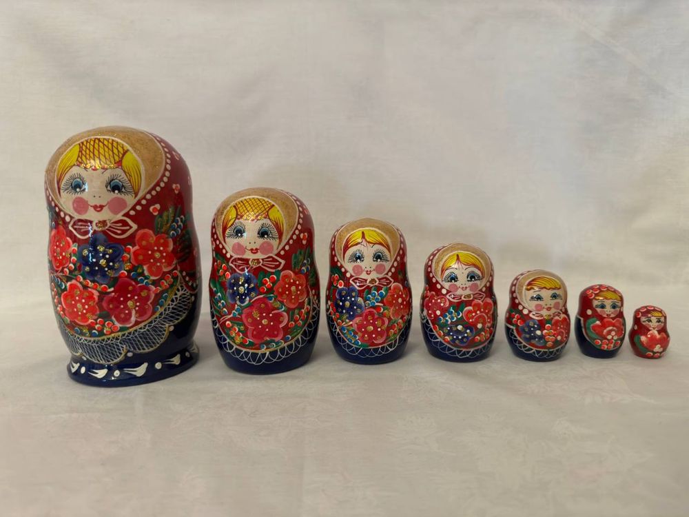 Продам матрёшки, 7 штук в наборе, ручная работа
