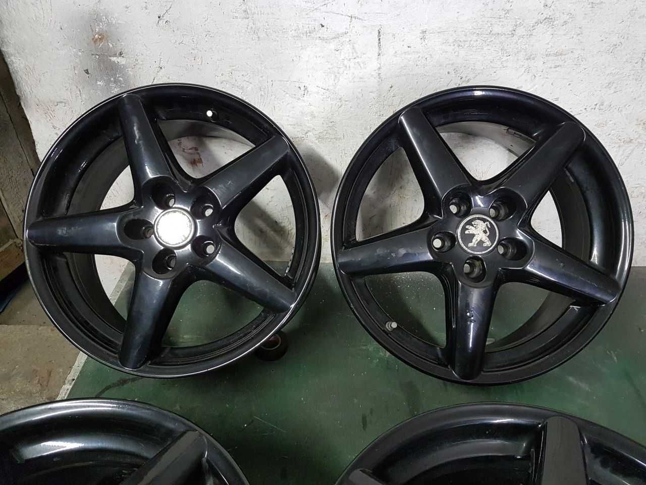 Felgi aluminiowe R17 5x108 7,5JX17EH2 ET 40 Ford Volvo Peugeot Renault