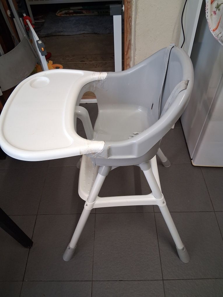 Cadeira refeição bebe