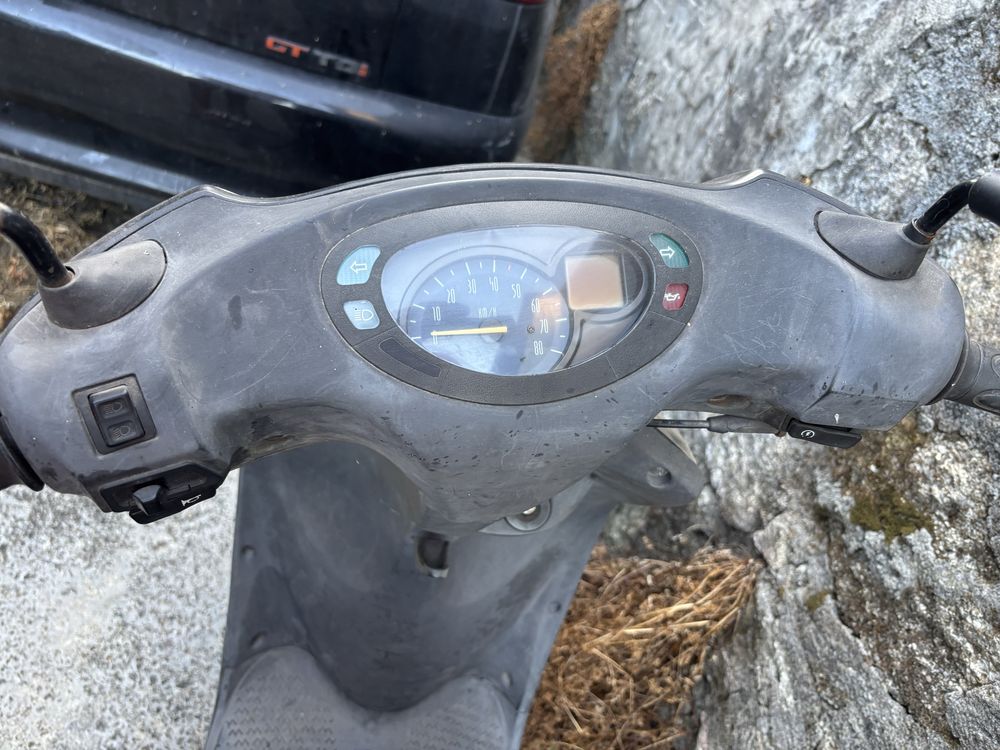 Vendo yamaha neos