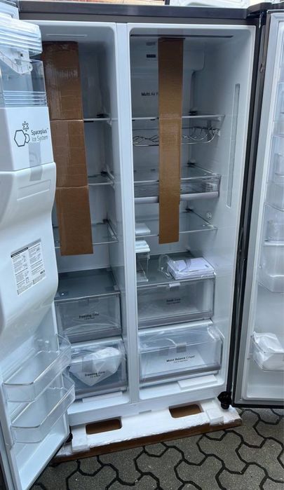 Продам Холодильник Side-by-Side Samsung RS6GN8321B1.Доставлю.2023 рік