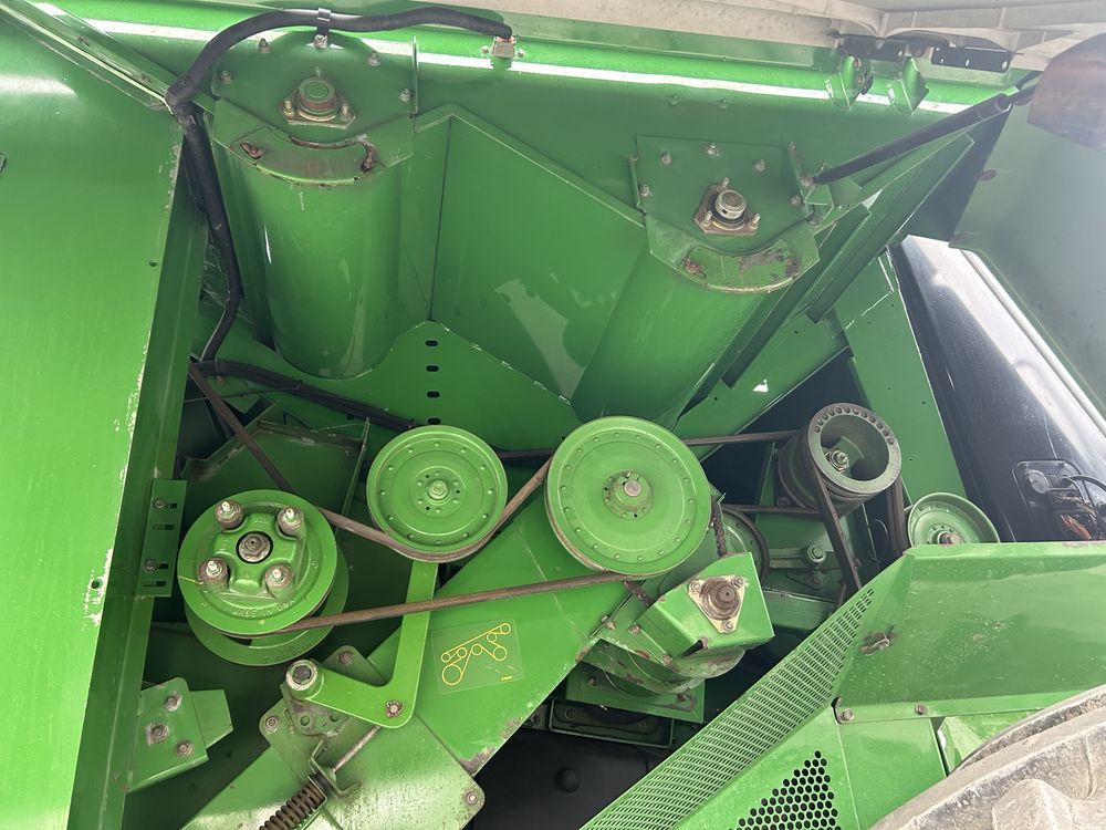 Комбайн John Deere 9760STS 2005 8.1