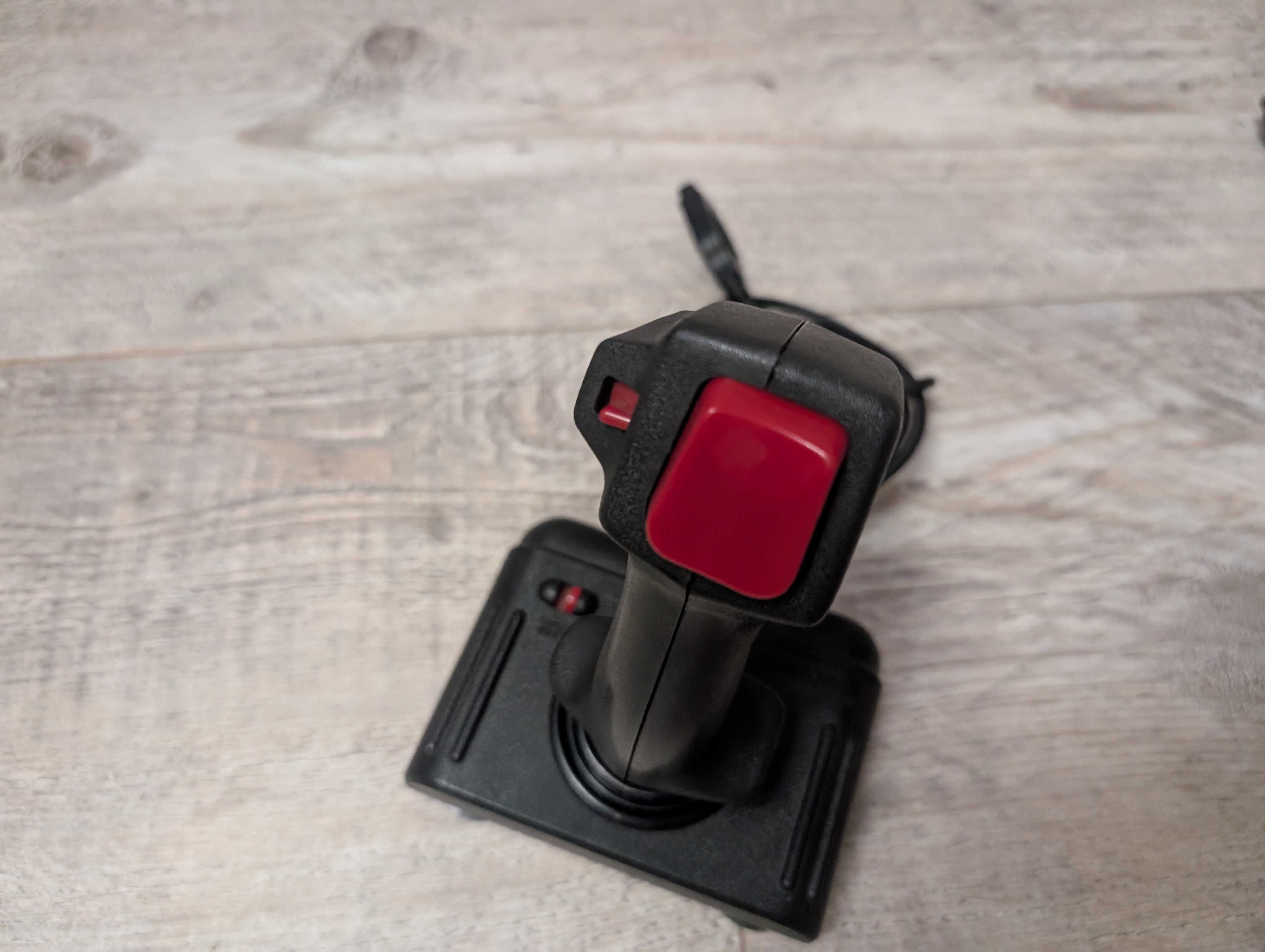 Quickshot sv-122 c64 amiga Atari joystick