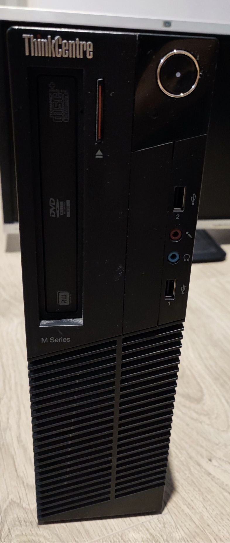 Lenovo ThinkCentre i5, 8GB RAM, 500GB SSD