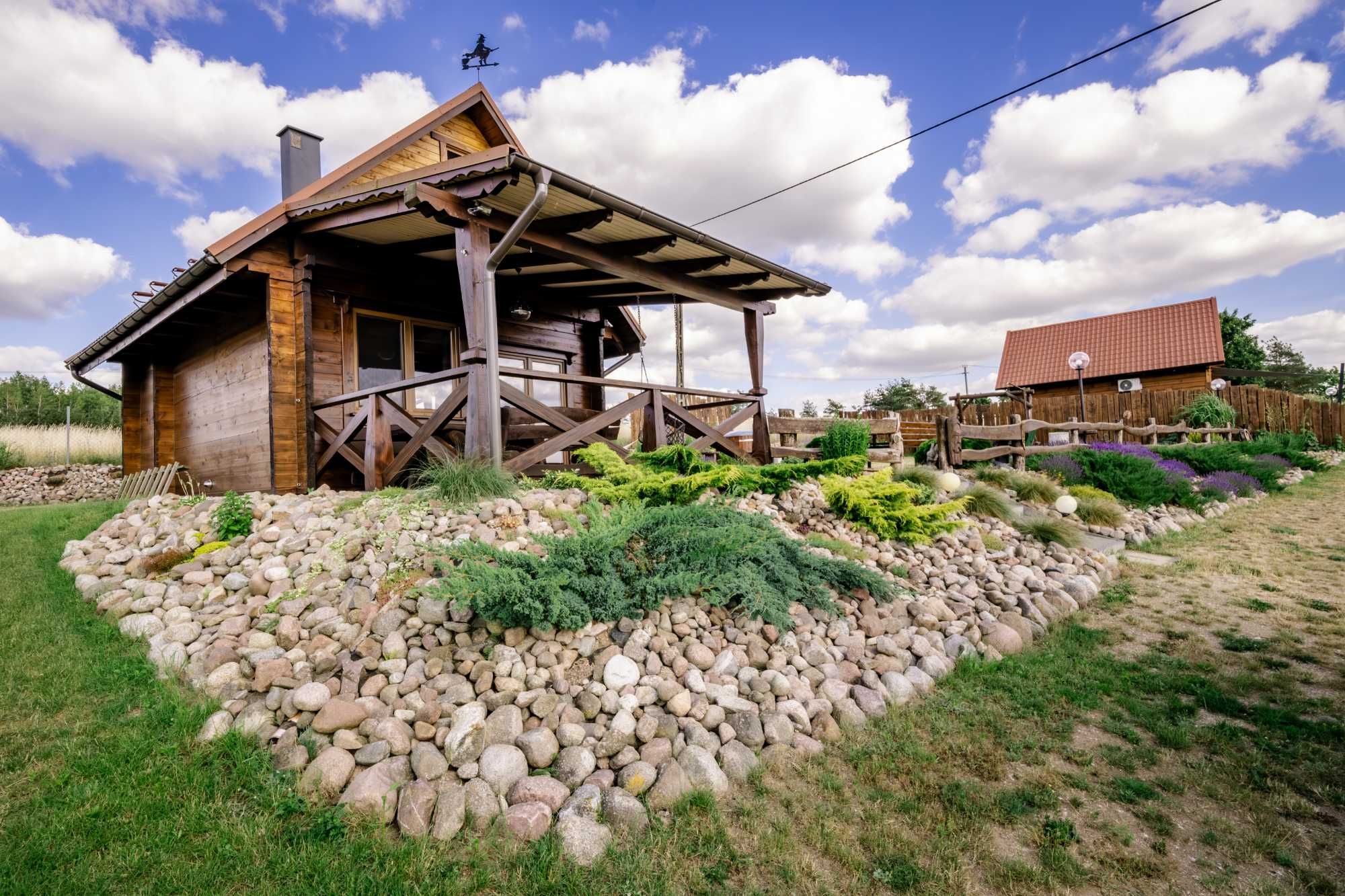 Domki Między Łąkami  Gorąca Balia Jacuzzi. Mazury Giżycko Pieczarki.