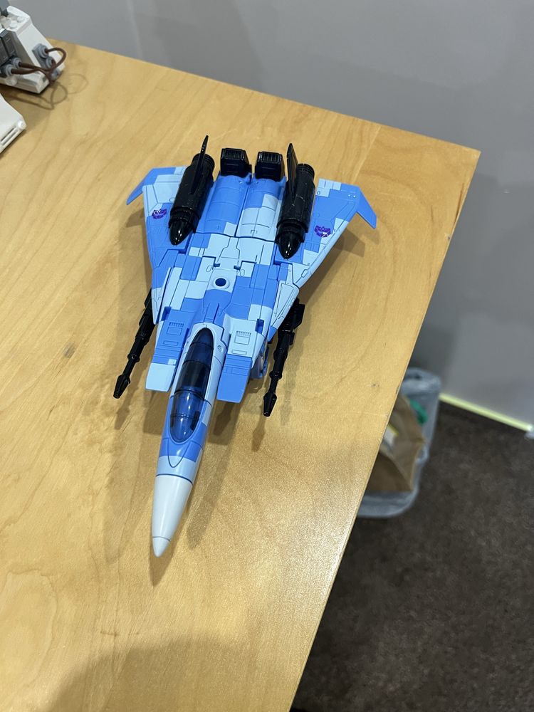 Transformers Generations Legacy Evolution Voyager Class G2