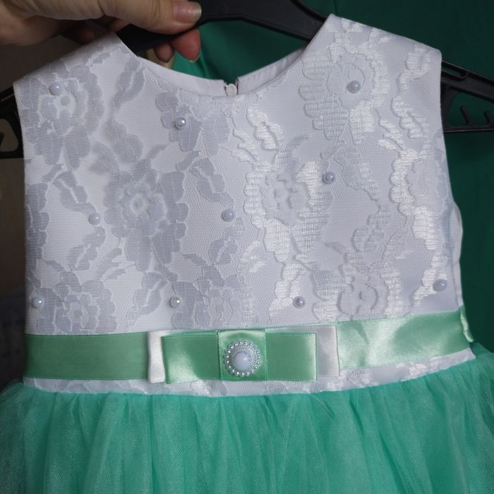 Фемелі лук Family look на 1 рік сукні мама + доня